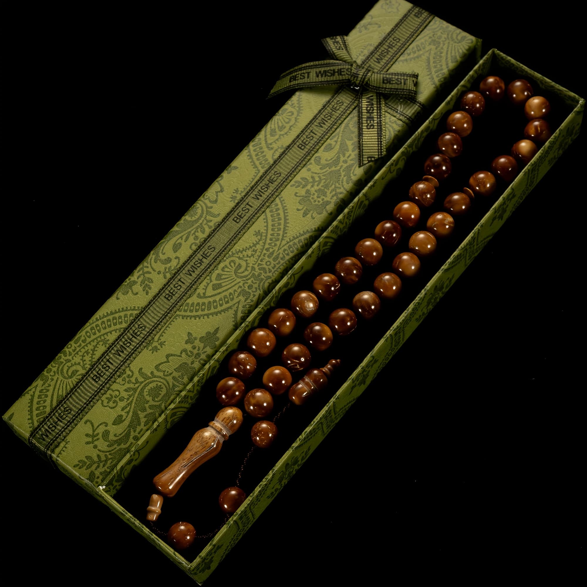 Natural kuka tasbih in a gift box